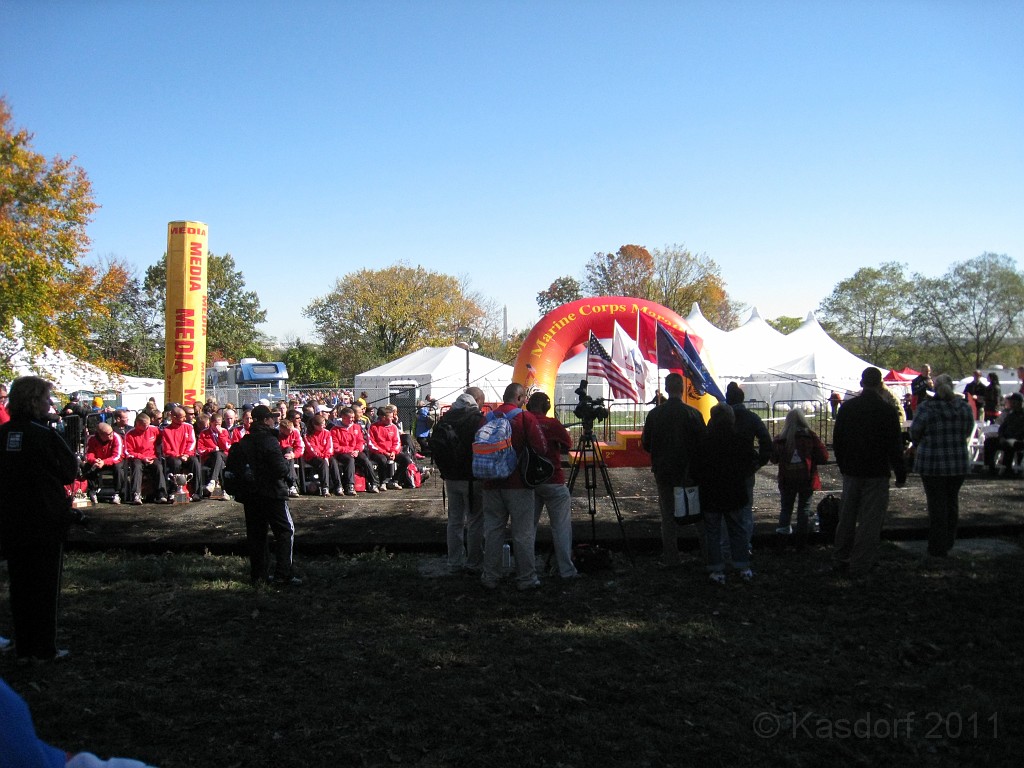 MCM 2011 225.JPG - The 36th Marine Corp Marathon in Washington DC was run on October 30, 2011. My first Marine Corp, and my second full marathon.